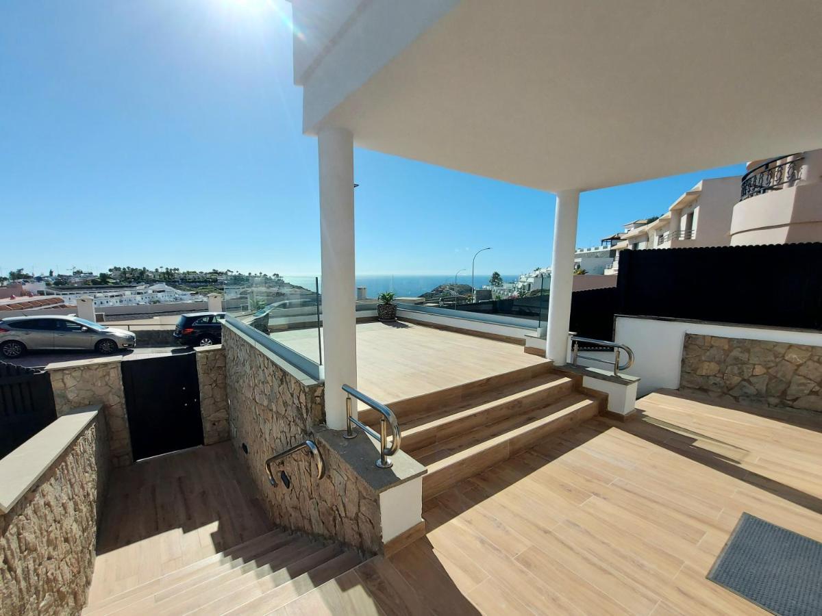 Villa Playa Amadores - Luxury Villa With Heated Pool Puerto Rico  Dış mekan fotoğraf